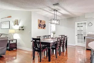 916 87th St NW, Bradenton, FL 34209 - Photo 8