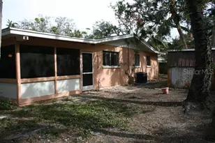 144 Garden Ln, Sarasota, FL 34242 - Photo 2
