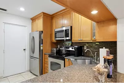 3351 Thornwood Road #3351, Sarasota, FL 34231 - Photo 12