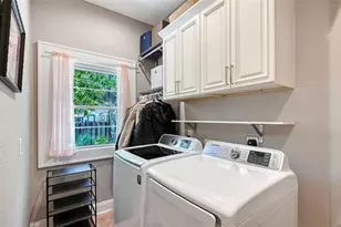 204 24th St W, Bradenton, FL 34205 - Photo 32