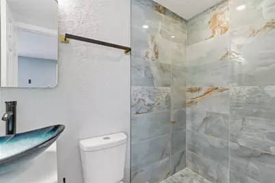 113 145th Avenue E #3, Madeira Beach, FL 33708 - Photo 12