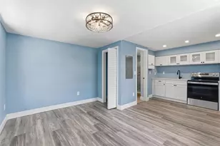 113 145th Ave E, Madeira Beach, FL 33708 - Photo 8