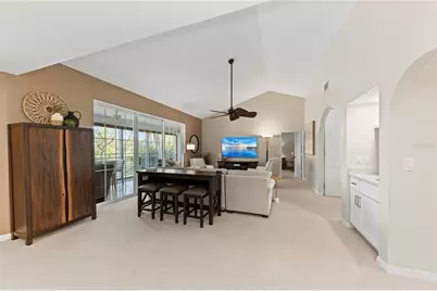 6101 34th Street W #3D, Bradenton, FL 34210 - Photo 8