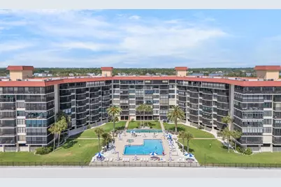 18304 Gulf Boulevard #105, Redington Shores, FL 33708 - Photo 2