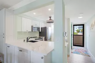 18304 Gulf Blvd, Redington Shores, FL 33708 - Photo 6