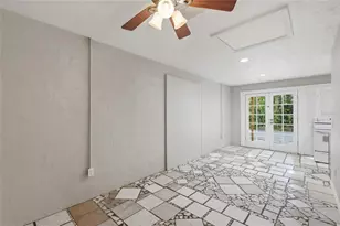 1264 18th St, Sarasota, FL 34234 - Photo 22