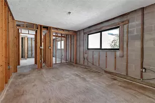 1040 Sylvan Dr, Sarasota, FL 34234 - Photo 20