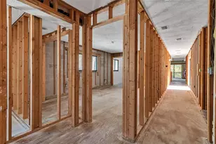 1040 Sylvan Dr, Sarasota, FL 34234 - Photo 28