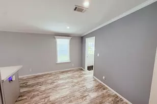 1620 Voyager Dr, Sarasota, FL 34234 - Photo 18