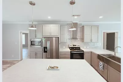 1620 Voyager Drive, Sarasota, FL 34234 - Photo 8