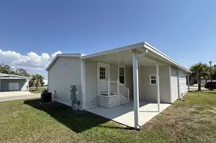 1620 Voyager Dr, Sarasota, FL 34234 - Photo 24