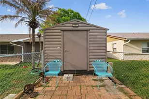 829 Shirley Ann Trail, Lakeland, FL 33809 - Photo 4