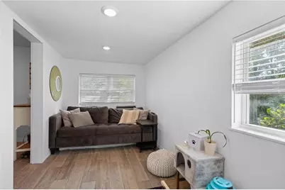 2915 Lynnhurst Street, Sarasota, FL 34239 - Photo 18