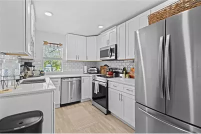 2915 Lynnhurst Street, Sarasota, FL 34239 - Photo 14