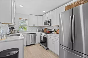 2915 Lynnhurst St, Sarasota, FL 34239 - Photo 14