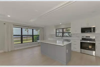 1822 Riverside Drive E, Bradenton, FL 34208 - Photo 14