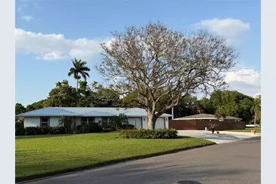 4620 7th Avenue W, Bradenton, FL 34209 - Photo 4