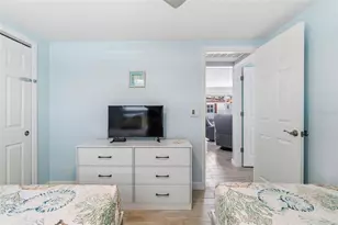 6154 Midnight Pass Rd, Sarasota, FL 34242 - Photo 18