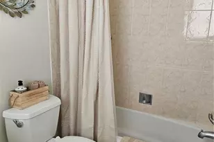 220 Park Blvd N, Venice, FL 34285 - Photo 6