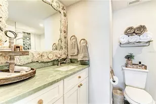 1 Benjamin Franklin Dr, Sarasota, FL 34236 - Photo 4