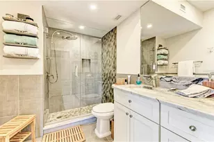 1 Benjamin Franklin Dr, Sarasota, FL 34236 - Photo 6