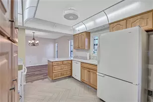 1419 Langley Dr, Sun City Center, FL 33573 - Photo 12