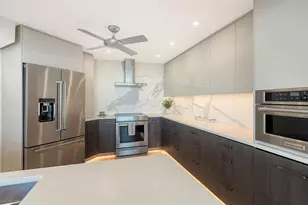 988 Boulevard of the Arts, Sarasota, FL 34236 - Photo 14