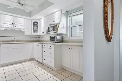 5130 Brittany Drive S #1002, Saint Petersburg, FL 33715 - Photo 6