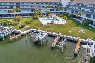 9604 Cortez Rd W, Bradenton, FL 34210 - Photo 68