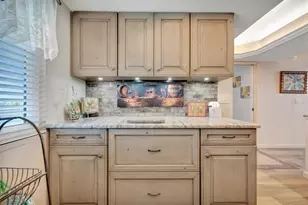 9604 Cortez Rd W, Bradenton, FL 34210 - Photo 16