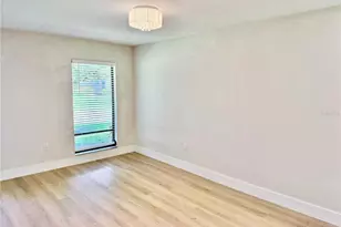 3407 Wilkinson Woods Dr, Sarasota, FL 34231 - Photo 8