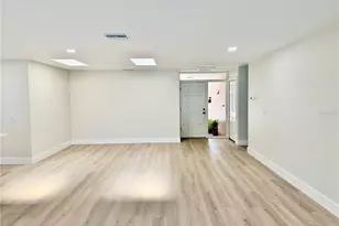 3407 Wilkinson Woods Dr, Sarasota, FL 34231 - Photo 10