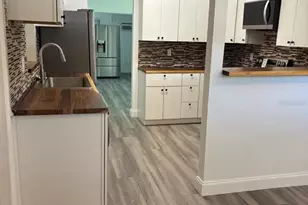 1337 NE 31st Pl, Gainesville, FL 32609 - Photo 4