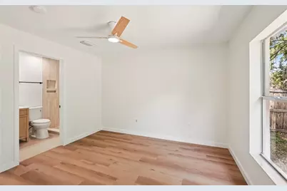 2107 8th Avenue E, Bradenton, FL 34208 - Photo 10