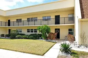 7880 Palm Aire Ln, Sarasota, FL 34243 - Photo 1