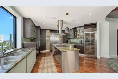 128 Golden Gate Point #901B, Sarasota, FL 34236 - Photo 16