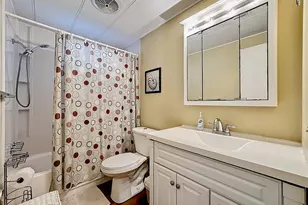 80 Del Rio Dr, Palmetto, FL 34221 - Photo 20