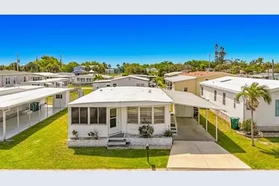 80 Del Rio Drive, Palmetto, FL 34221 - Photo 1