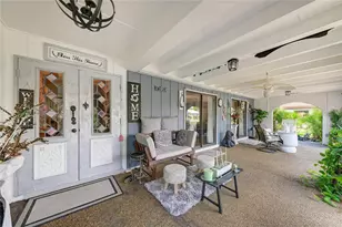 7236 Las Casas Dr, Sarasota, FL 34243 - Photo 4