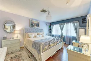 7236 Las Casas Dr, Sarasota, FL 34243 - Photo 24