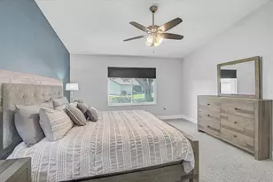 892 Country Club Cir, Venice, FL 34293 - Photo 20