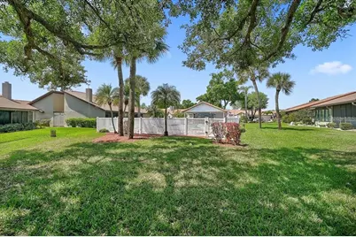 892 Country Club Circle #50, Venice, FL 34293 - Photo 28