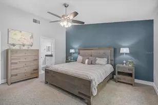 892 Country Club Cir, Venice, FL 34293 - Photo 34