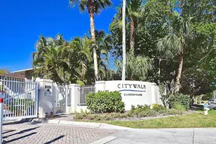 2121 Wood St, Sarasota, FL 34237 - Photo 1