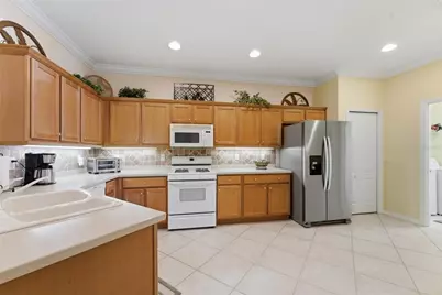 4924 Whispering Oaks Drive, North Port, FL 34287 - Photo 10