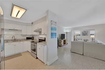 1415 S School Avenue, Sarasota, FL 34239 - Photo 24