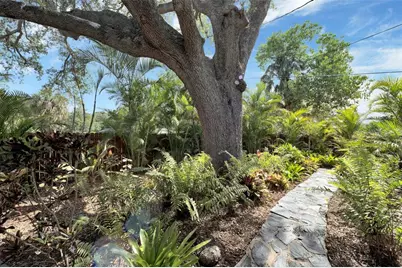 1415 S School Avenue, Sarasota, FL 34239 - Photo 8