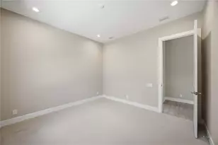 18185 Home Run Dr, Venice, FL 34293 - Photo 12