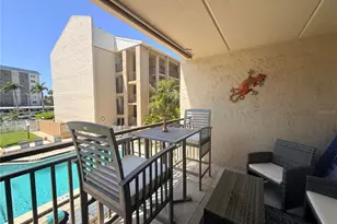 845 Benjamin Franklin Dr, Sarasota, FL 34236 - Photo 2