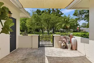 7101 Fairway Bend Cir, Sarasota, FL 34243 - Photo 28